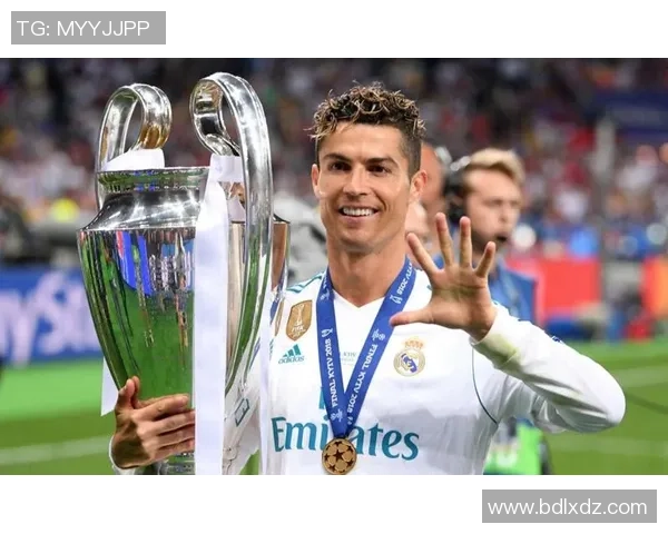 足球巨星盛宴：揭秘四位最佳球星